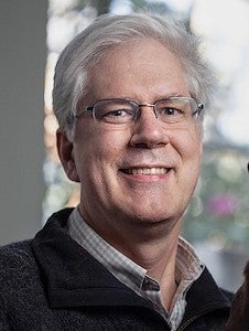 Daniel Gavin Photo